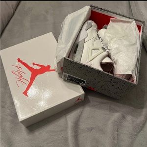 2021 Air Jordan 4 Retro “White Oreo”